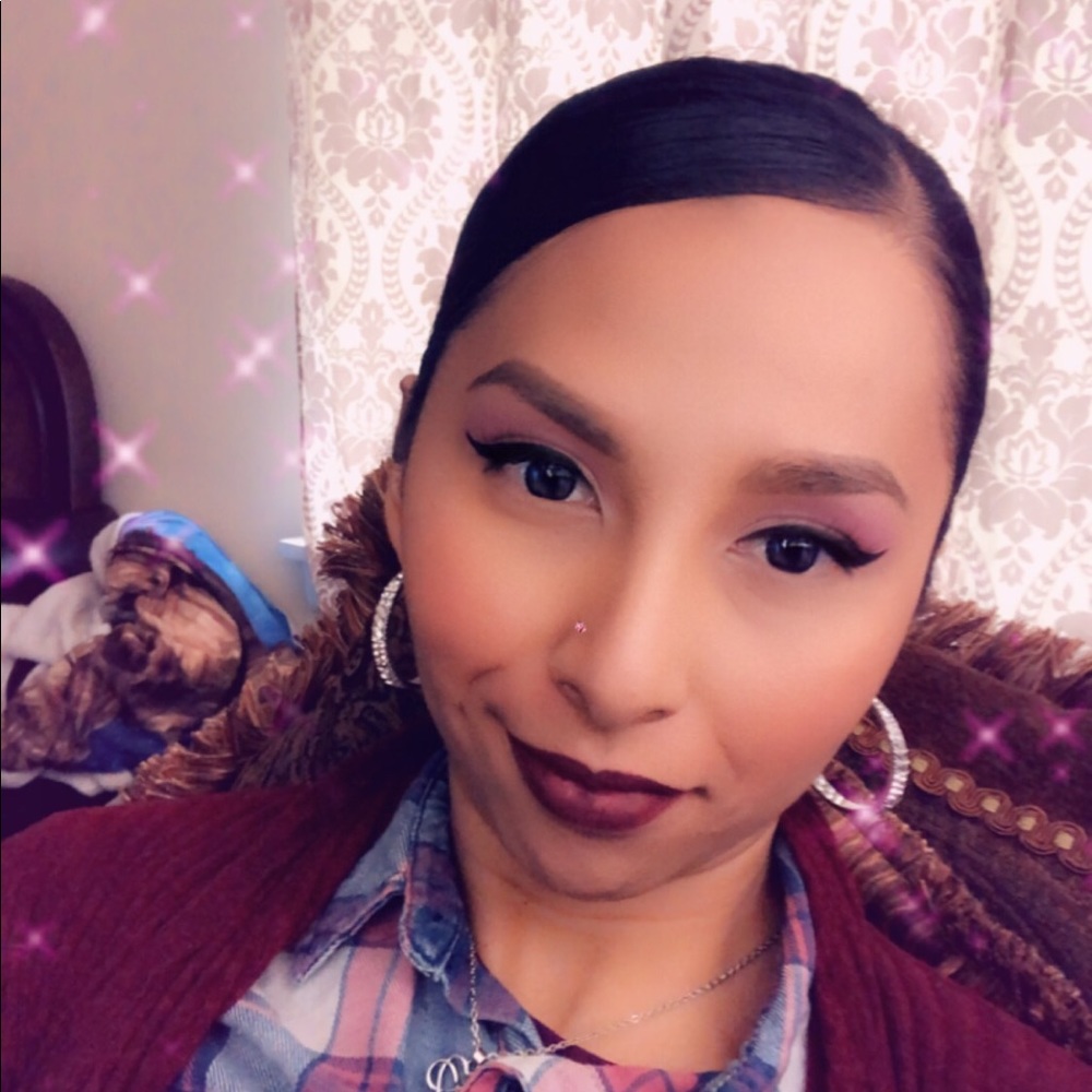 Meet your Posher, Adriana